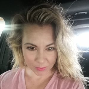 Meet your Posher, Janet